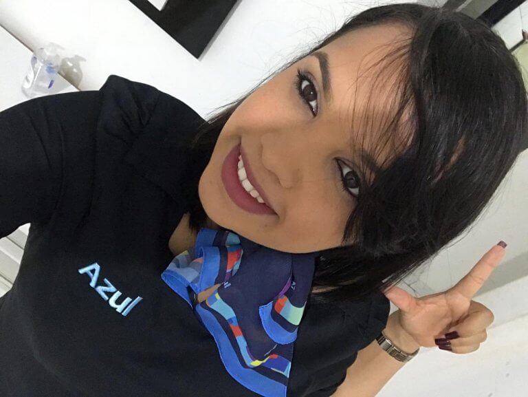 A agente de aeroporto da empresa Azul Linhas Aéreas em Salvador, Juliete dos Santos, é delegada sindical eleita pelo Sindicato Nacional dos Aeroviários e exemplo de que as mulheres vêem se destacando no movimento sindical.